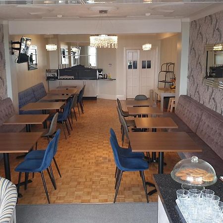 Hotel242 Blackpool Dış mekan fotoğraf