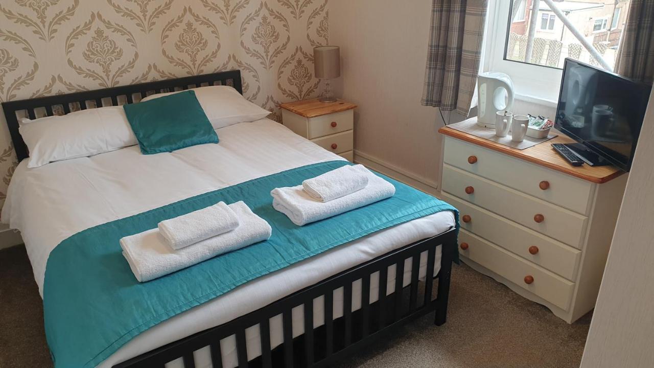Hotel242 Blackpool Dış mekan fotoğraf